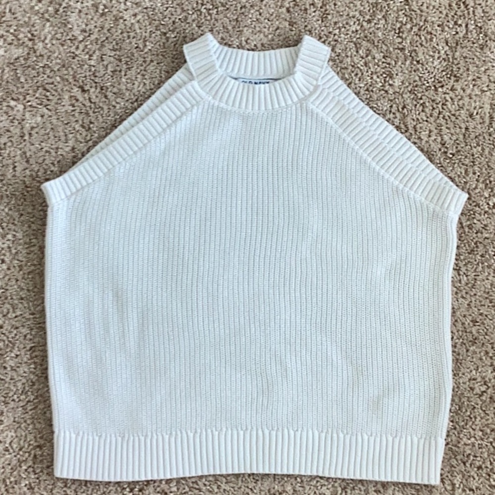 Beautiful white knitted top
